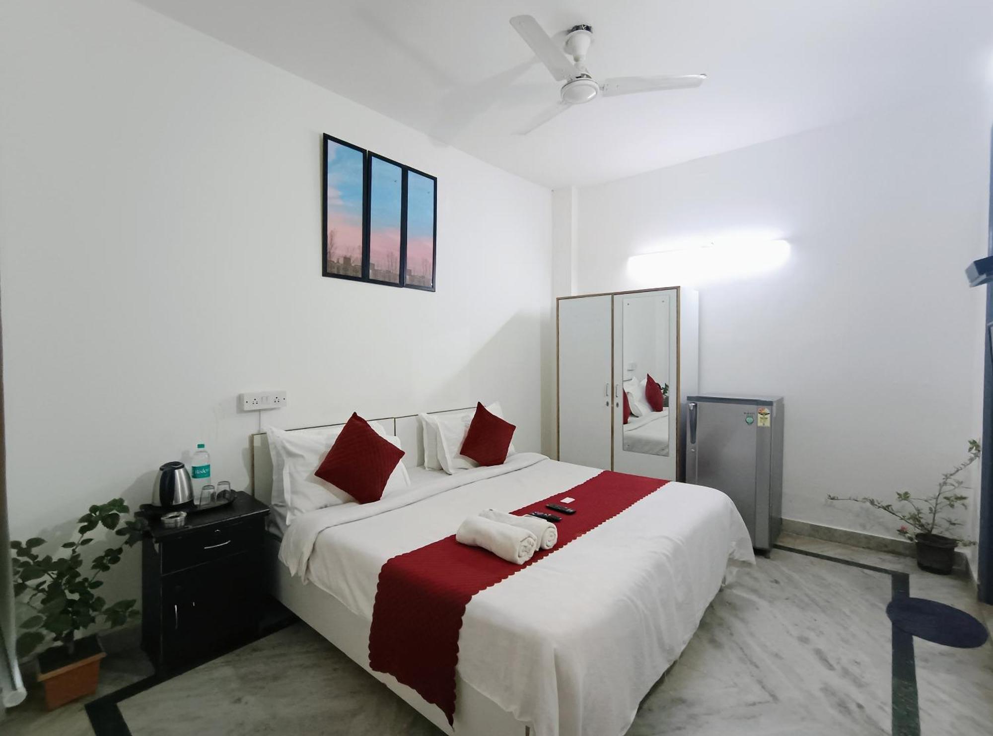 Hotel Hauz Khas Fort View New Delhi Ngoại thất bức ảnh