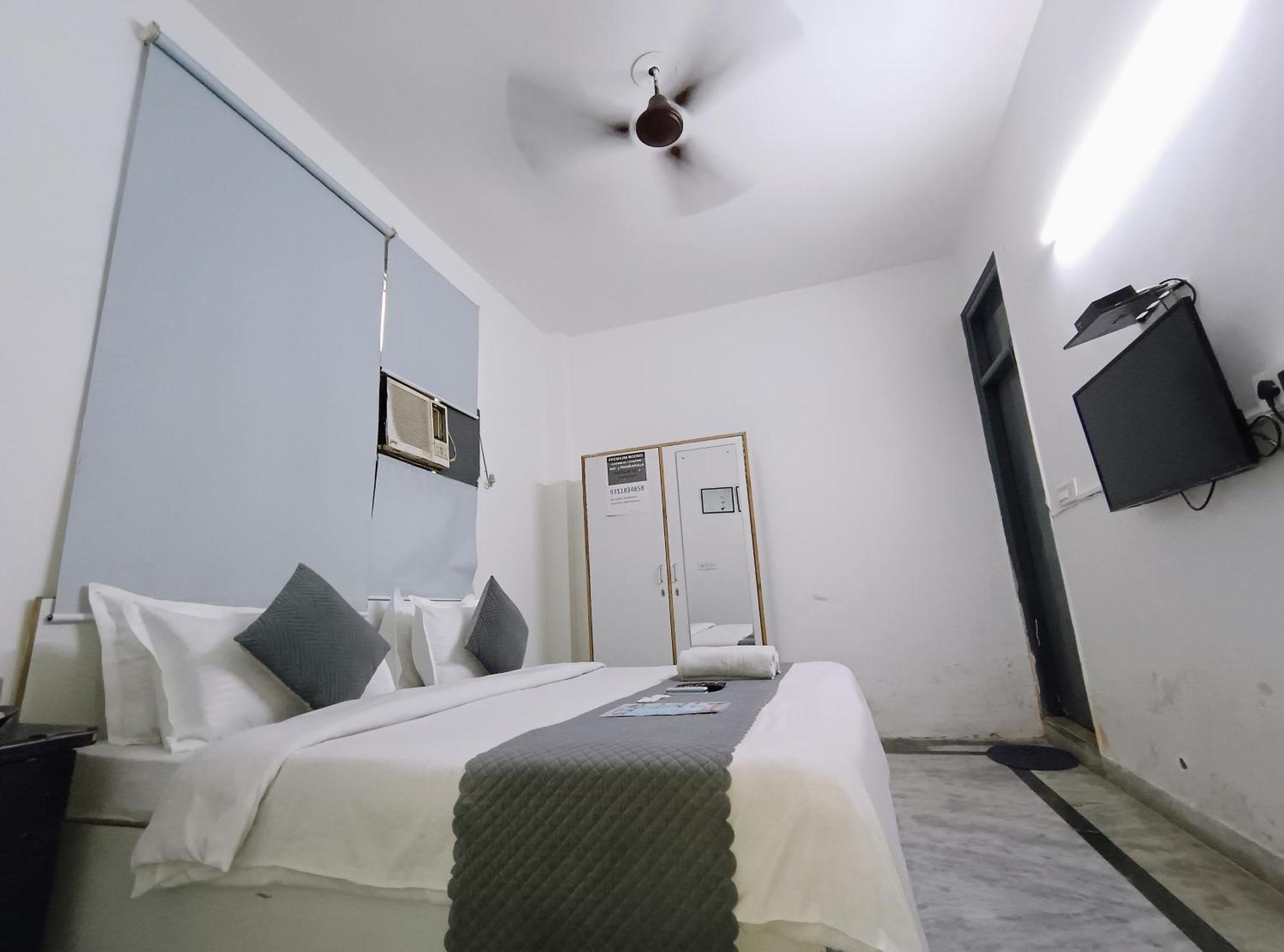 Hotel Hauz Khas Fort View New Delhi Ngoại thất bức ảnh