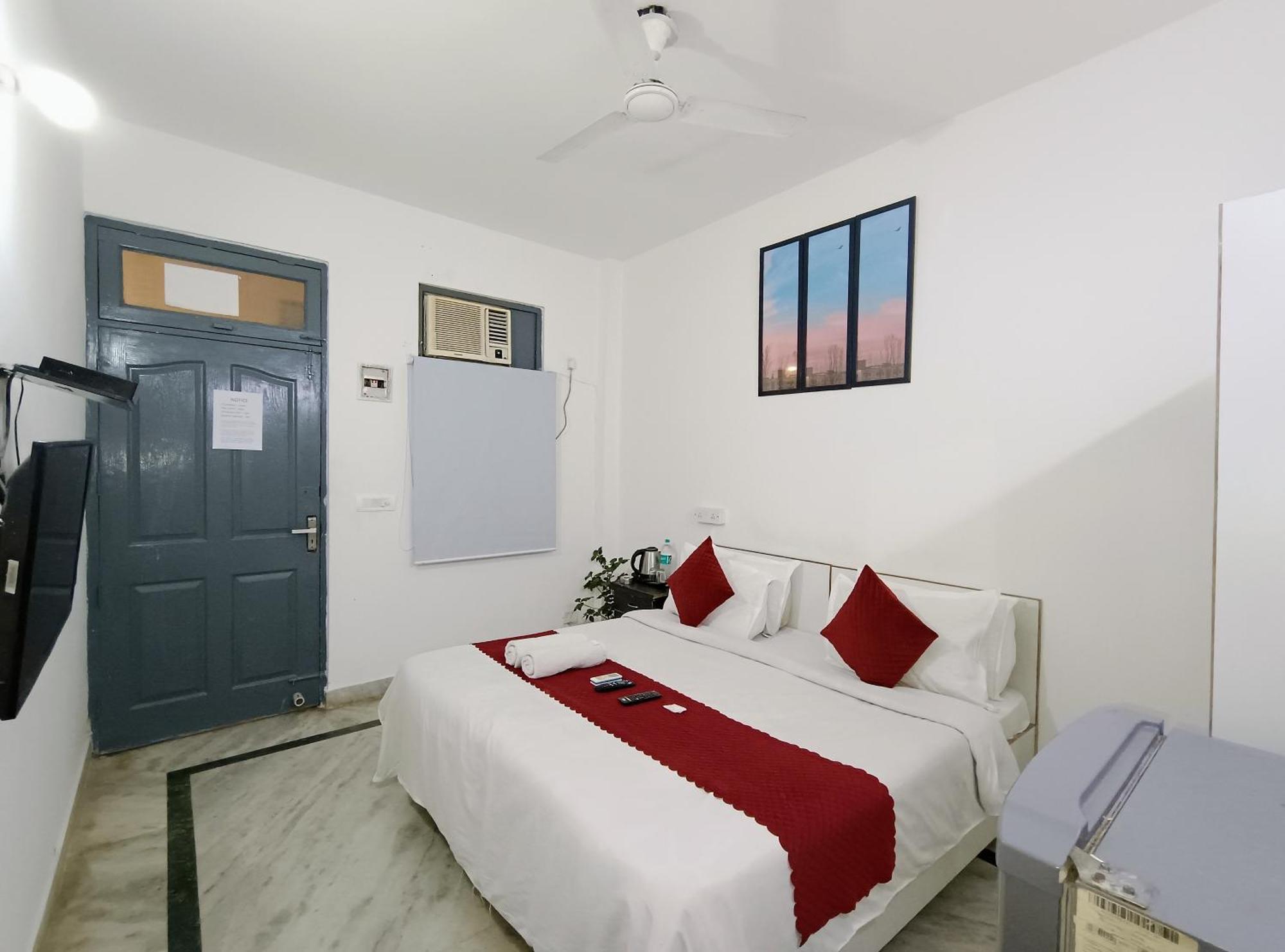 Hotel Hauz Khas Fort View New Delhi Ngoại thất bức ảnh