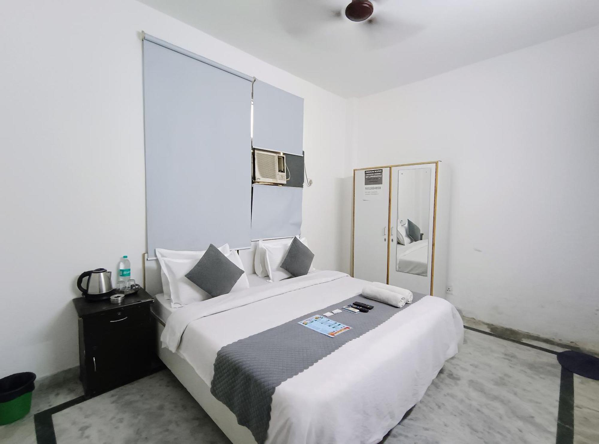 Hotel Hauz Khas Fort View New Delhi Ngoại thất bức ảnh
