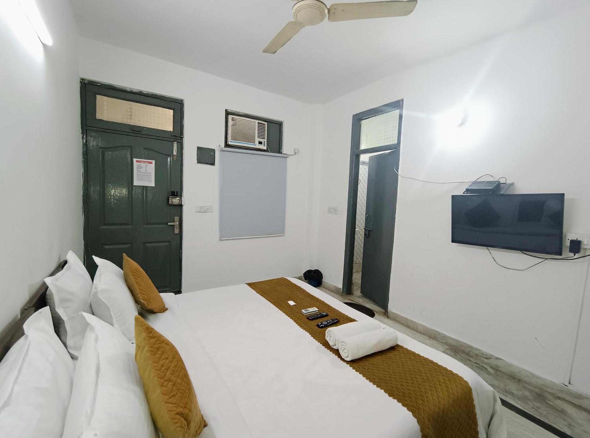Hotel Hauz Khas Fort View New Delhi Ngoại thất bức ảnh