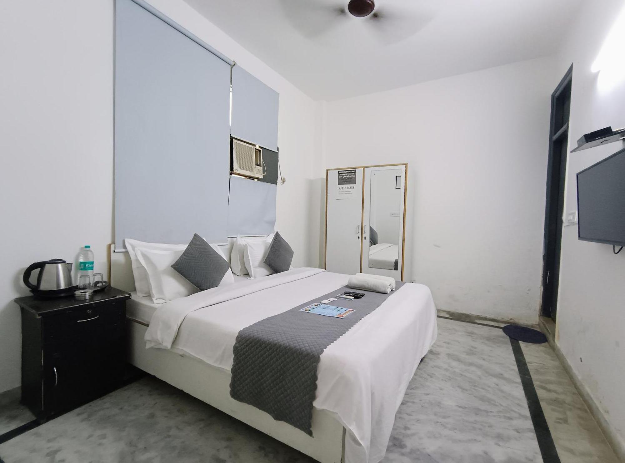 Hotel Hauz Khas Fort View New Delhi Ngoại thất bức ảnh