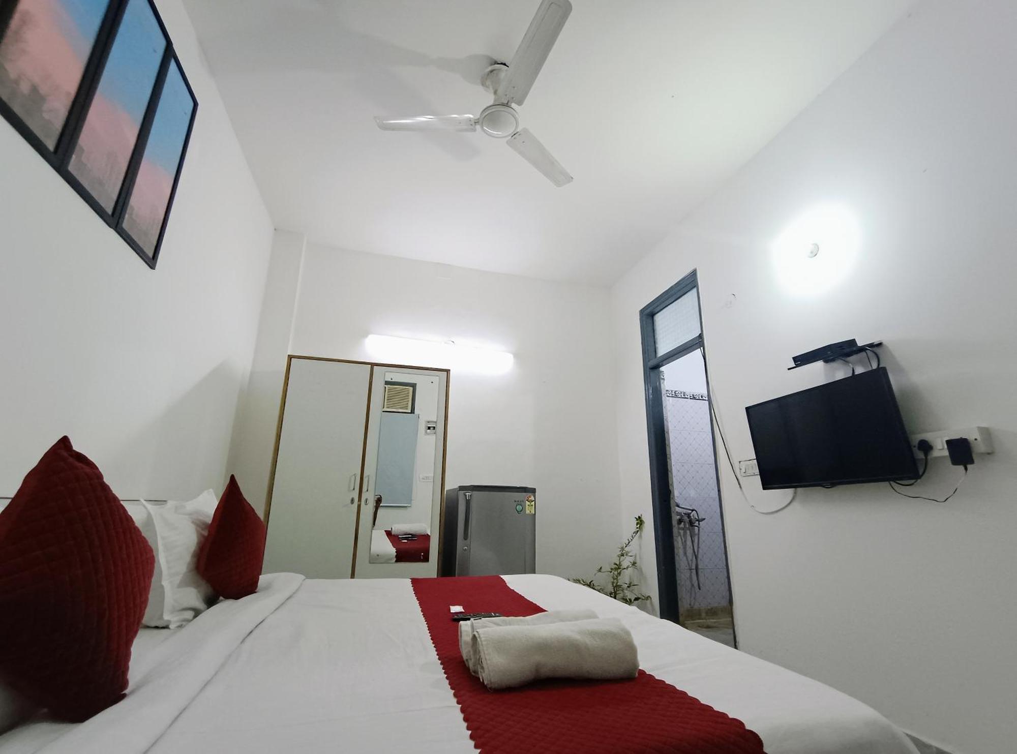 Hotel Hauz Khas Fort View New Delhi Ngoại thất bức ảnh