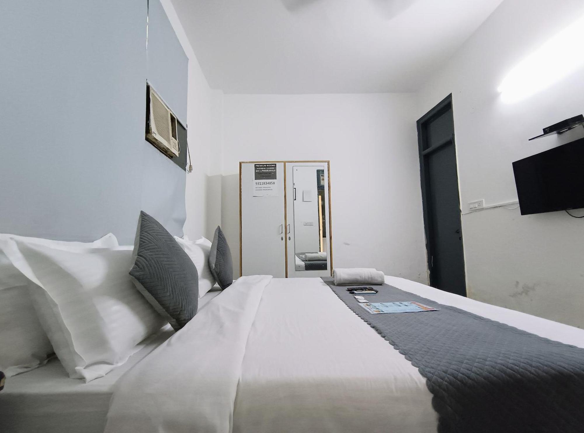Hotel Hauz Khas Fort View New Delhi Ngoại thất bức ảnh