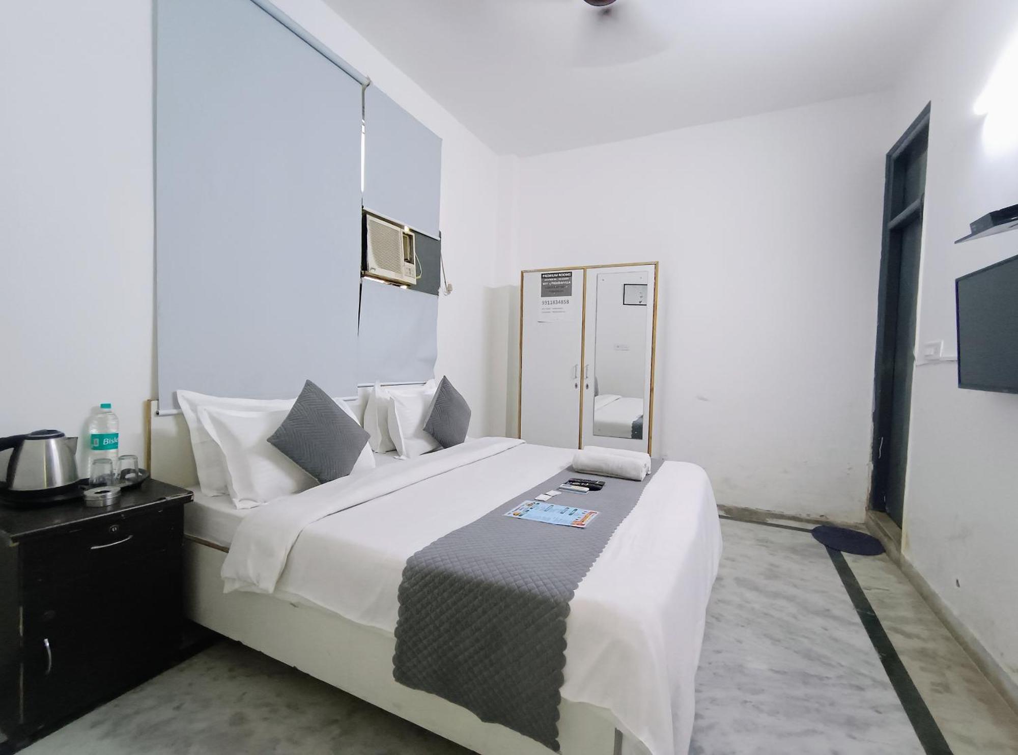 Hotel Hauz Khas Fort View New Delhi Ngoại thất bức ảnh